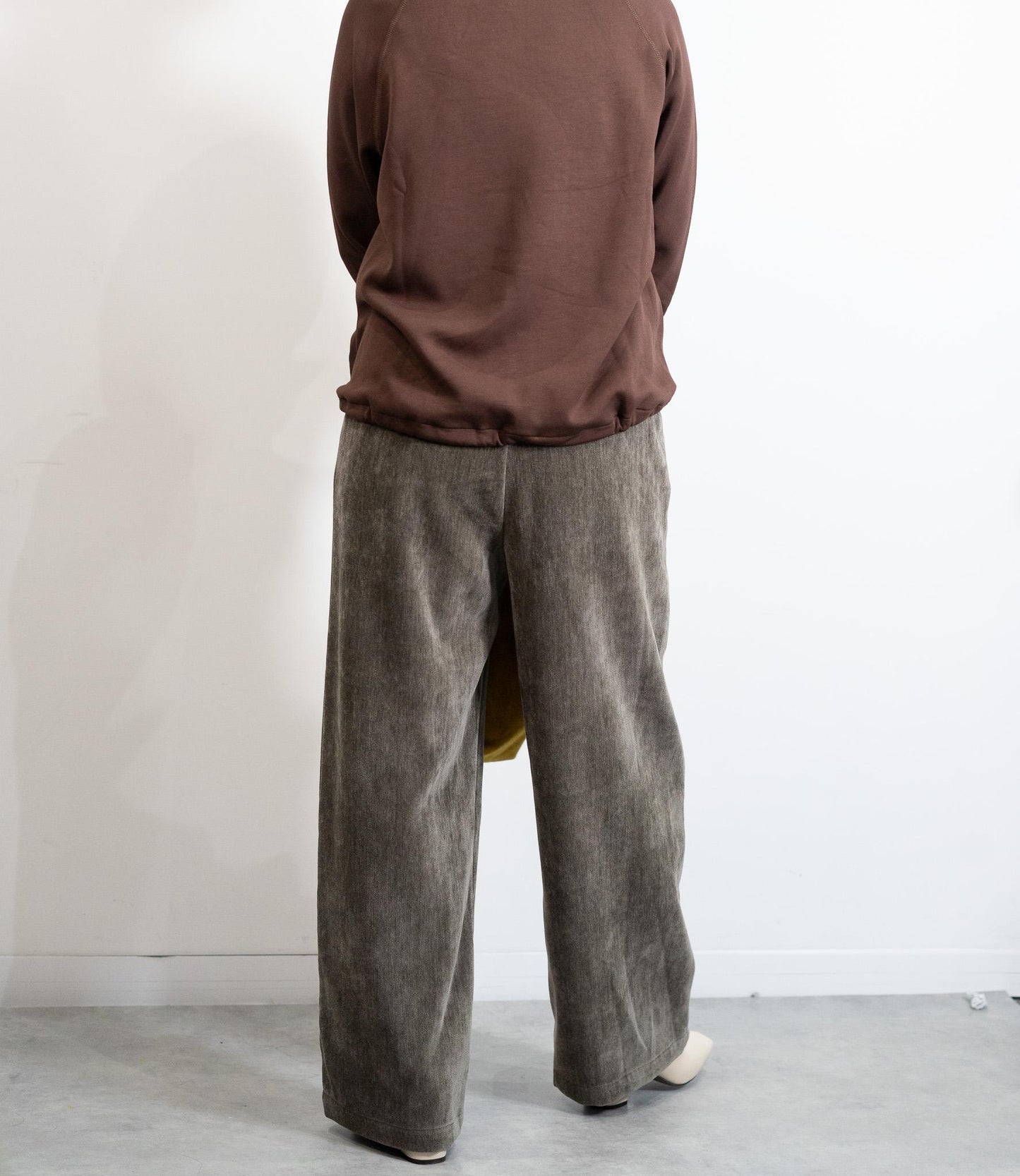 起毛ピンタックイージーパンツ