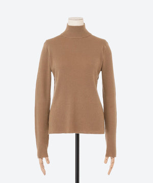 ソフトタッチタートルネックニット