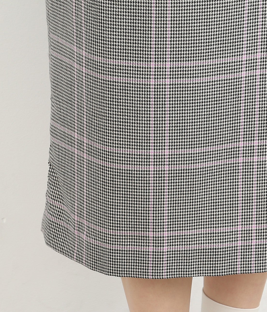 チェック柄スカート