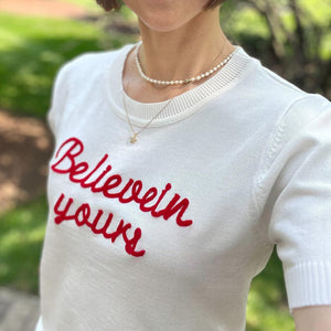 刺繍ロゴニット