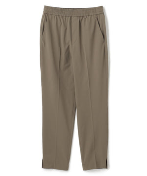 FINE MOVE テーパードパンツ