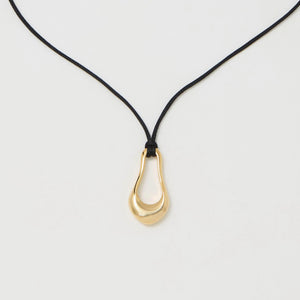 メルティング オーバル コードネックレス