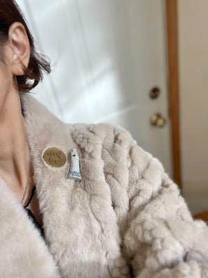 ケーブル編みエコファーロングコート