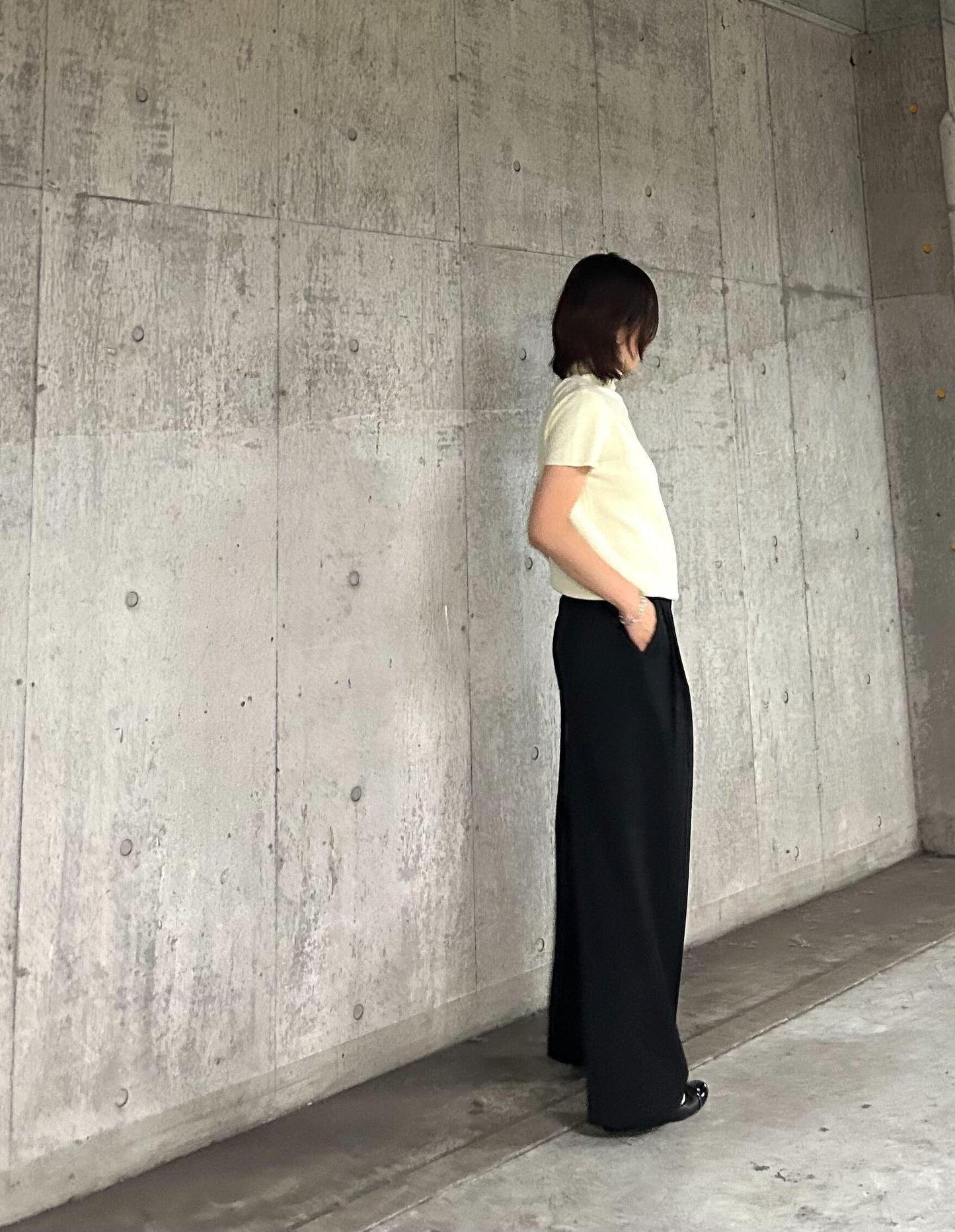 ワイドツータックパンツ