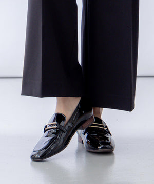 スクエアトゥローファー