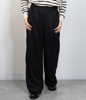 センタープレスストレートパンツ