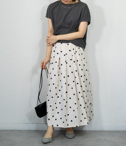 ランダムドットミモレタックスカート