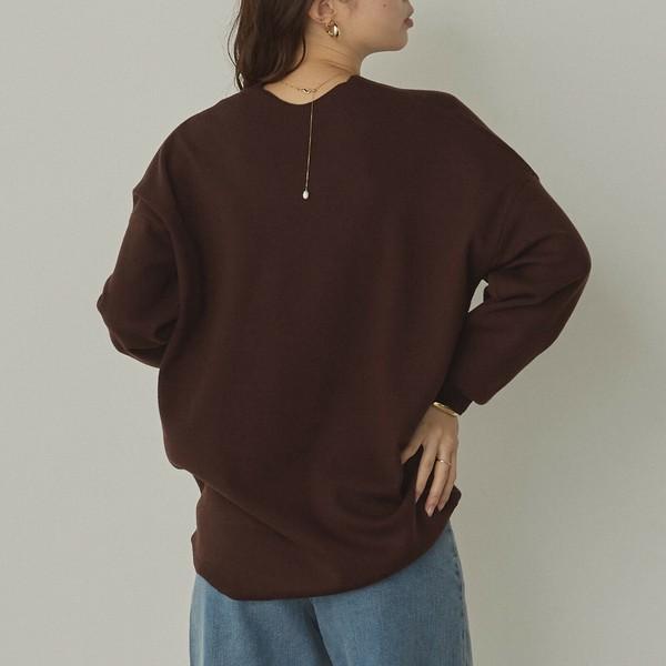 やわもちVネックニット