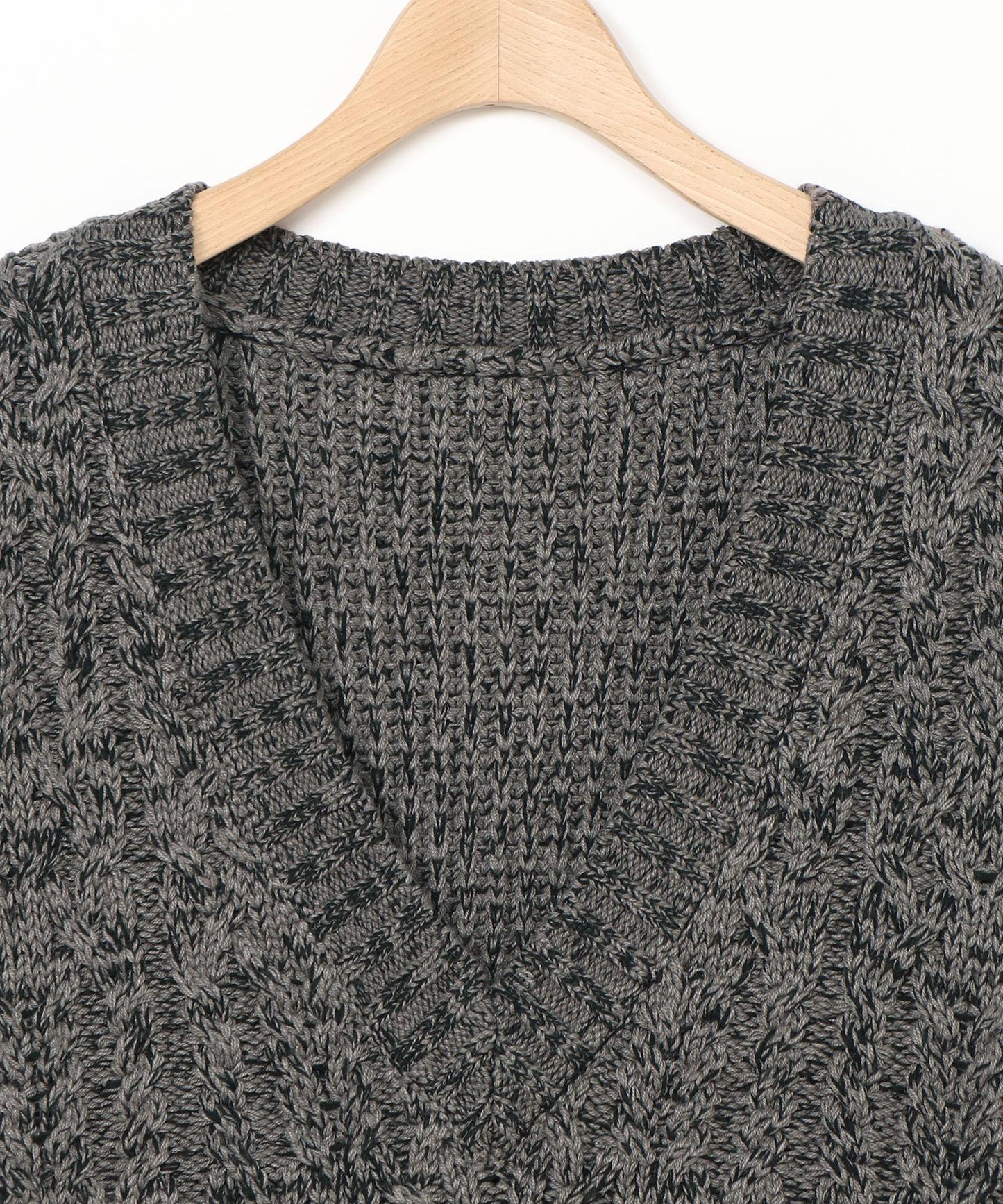 ニットベスト