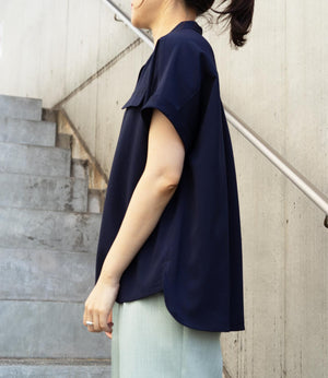 きれいめフラップサファリブラウス