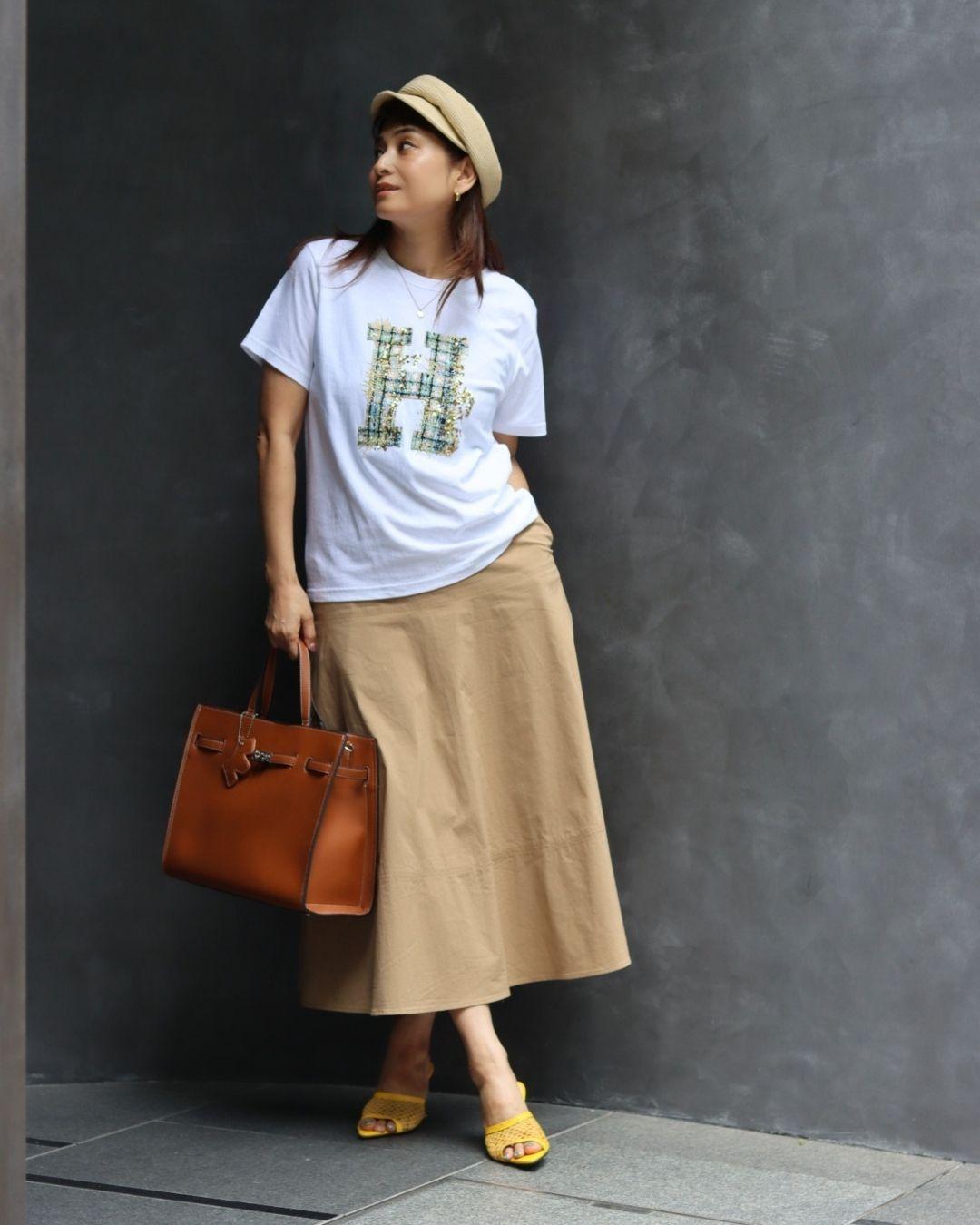 H刺繍Tシャツ