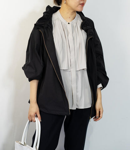 サーブルクロスフリルブルゾン