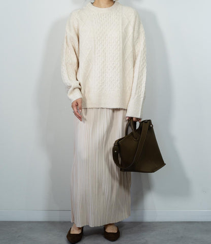 ストレートプリーツスカート