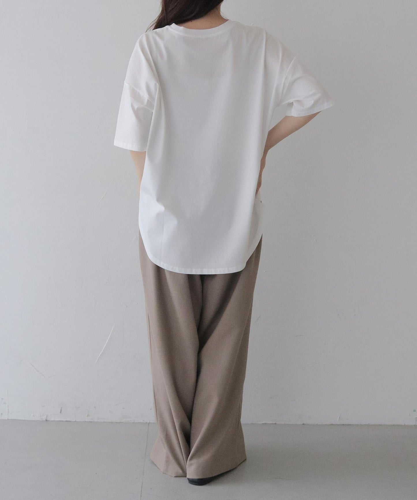 【接触冷感】ラウンドテールフォトTシャツ
