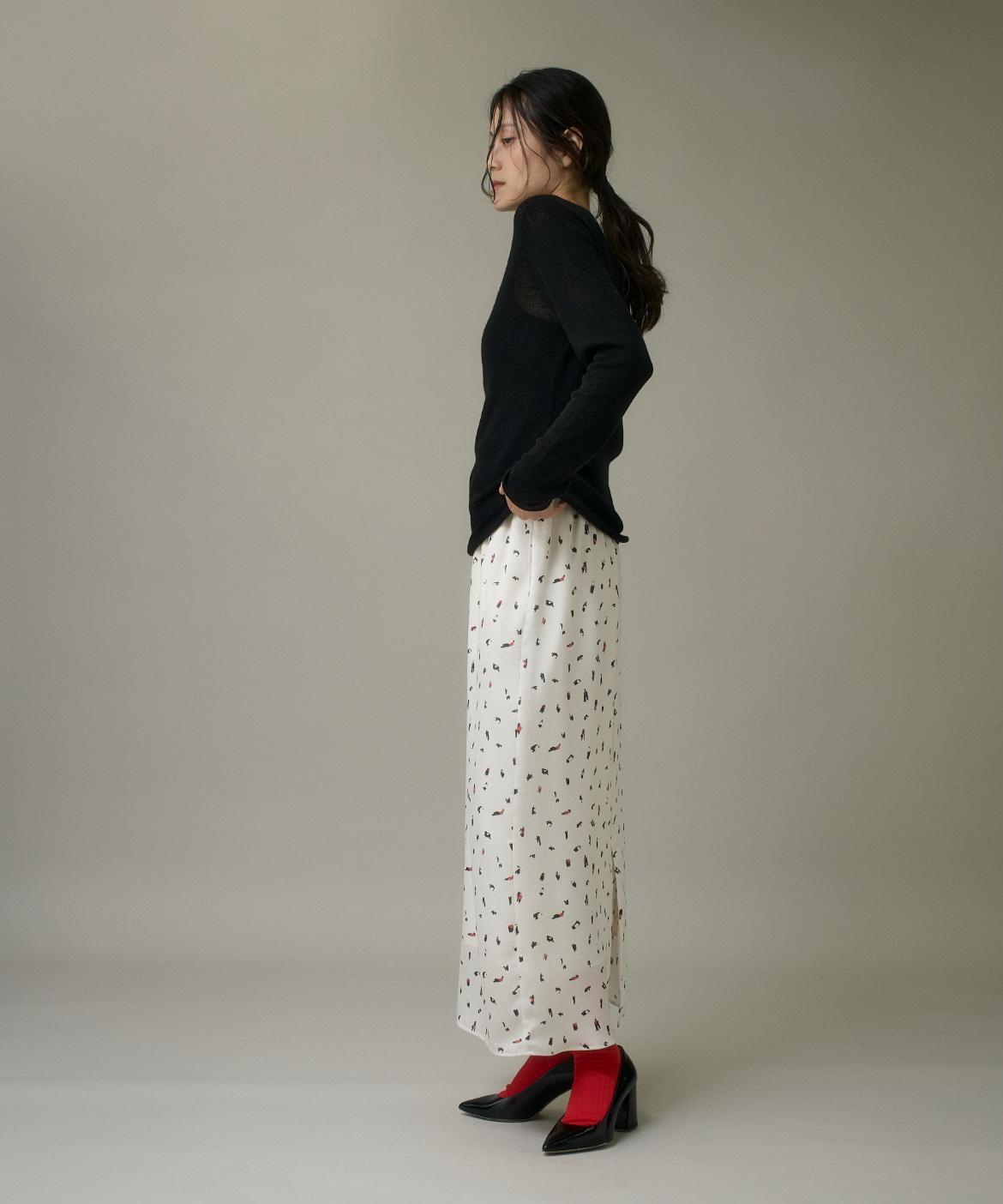 ブラッシュドットプリントスカート