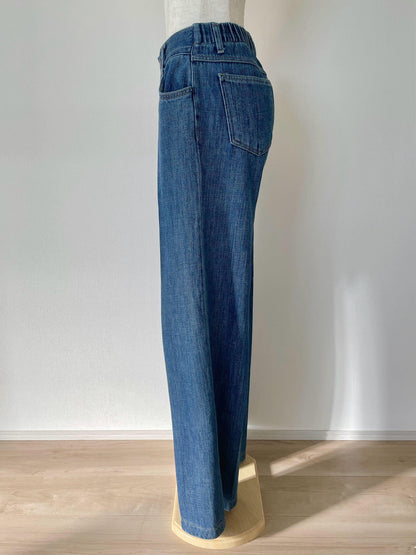 センタープレスフレアデニム