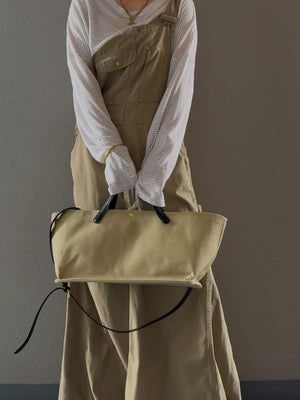 レザーハンドルキャンバストート