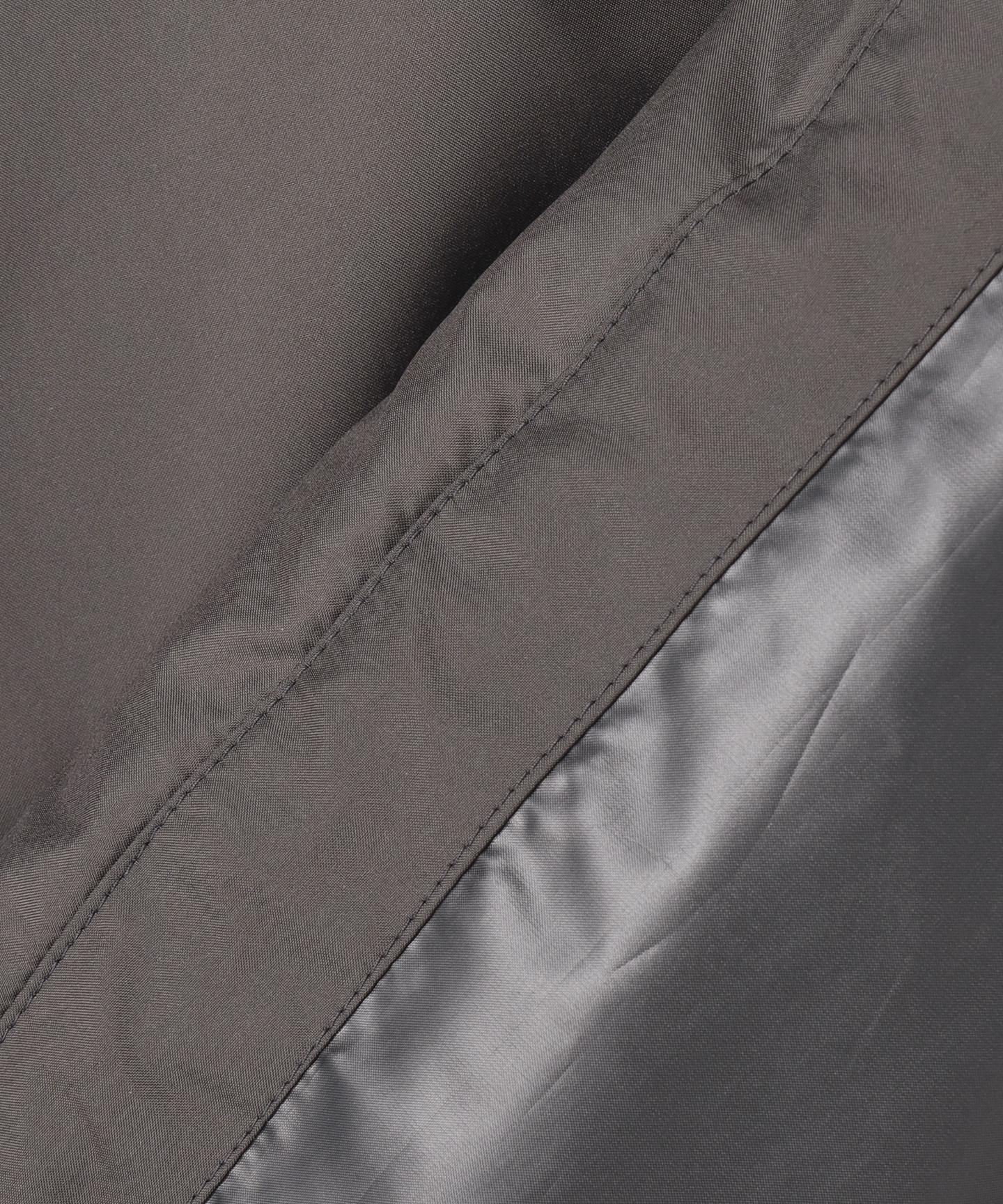 ステッチレス フーデット ダウン