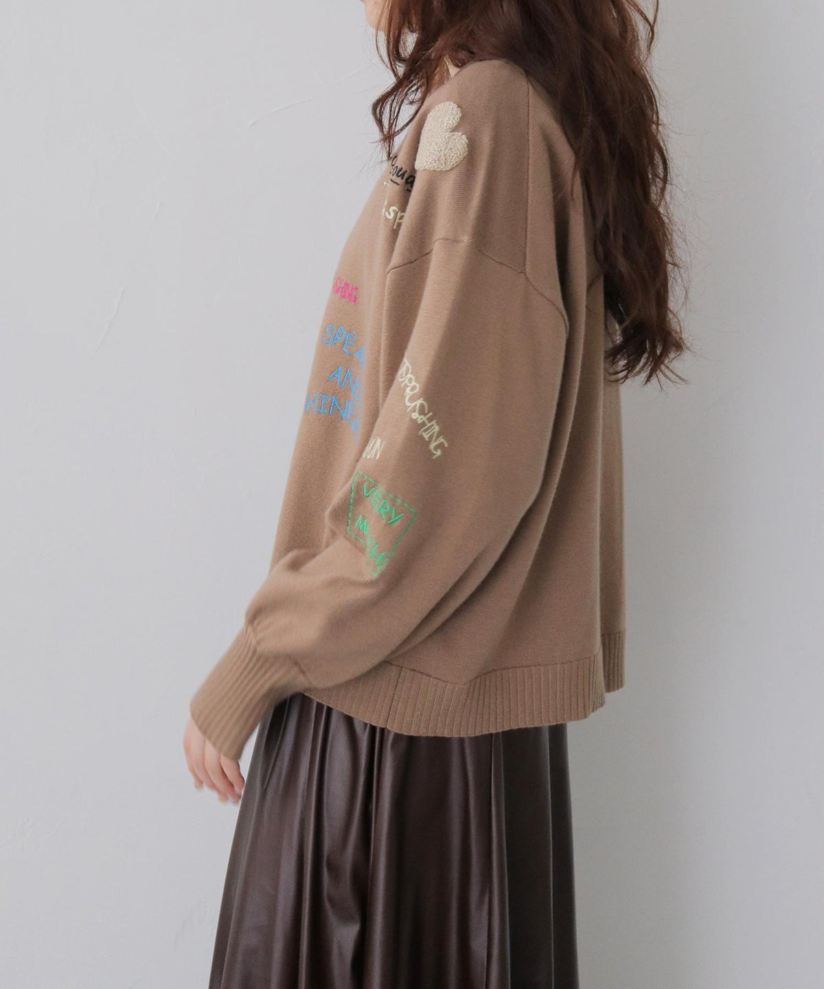 メッセージ刺繍カーディガン