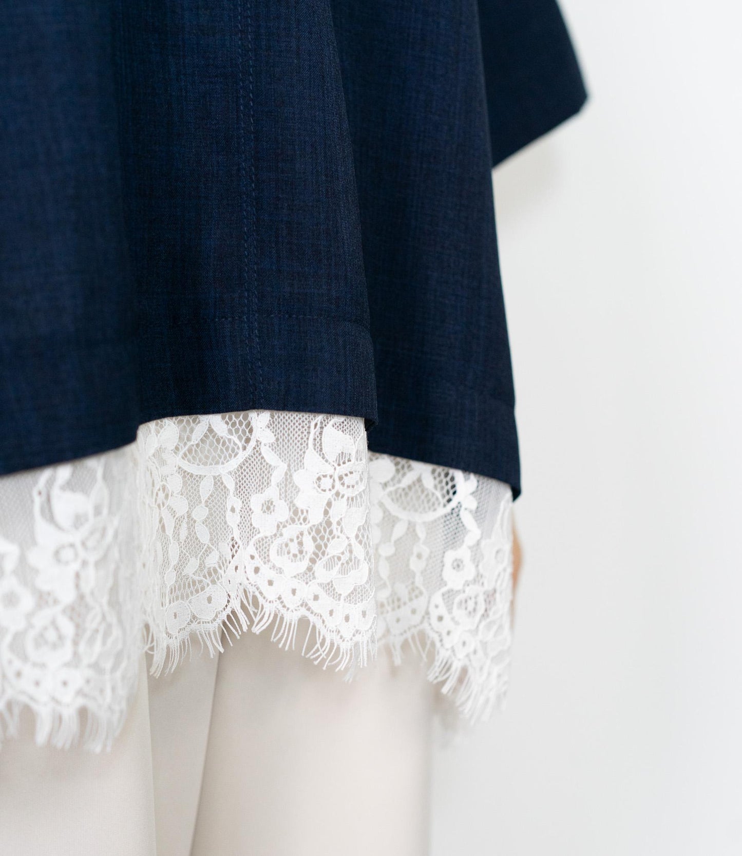 レースドッキングスキッパーブラウス