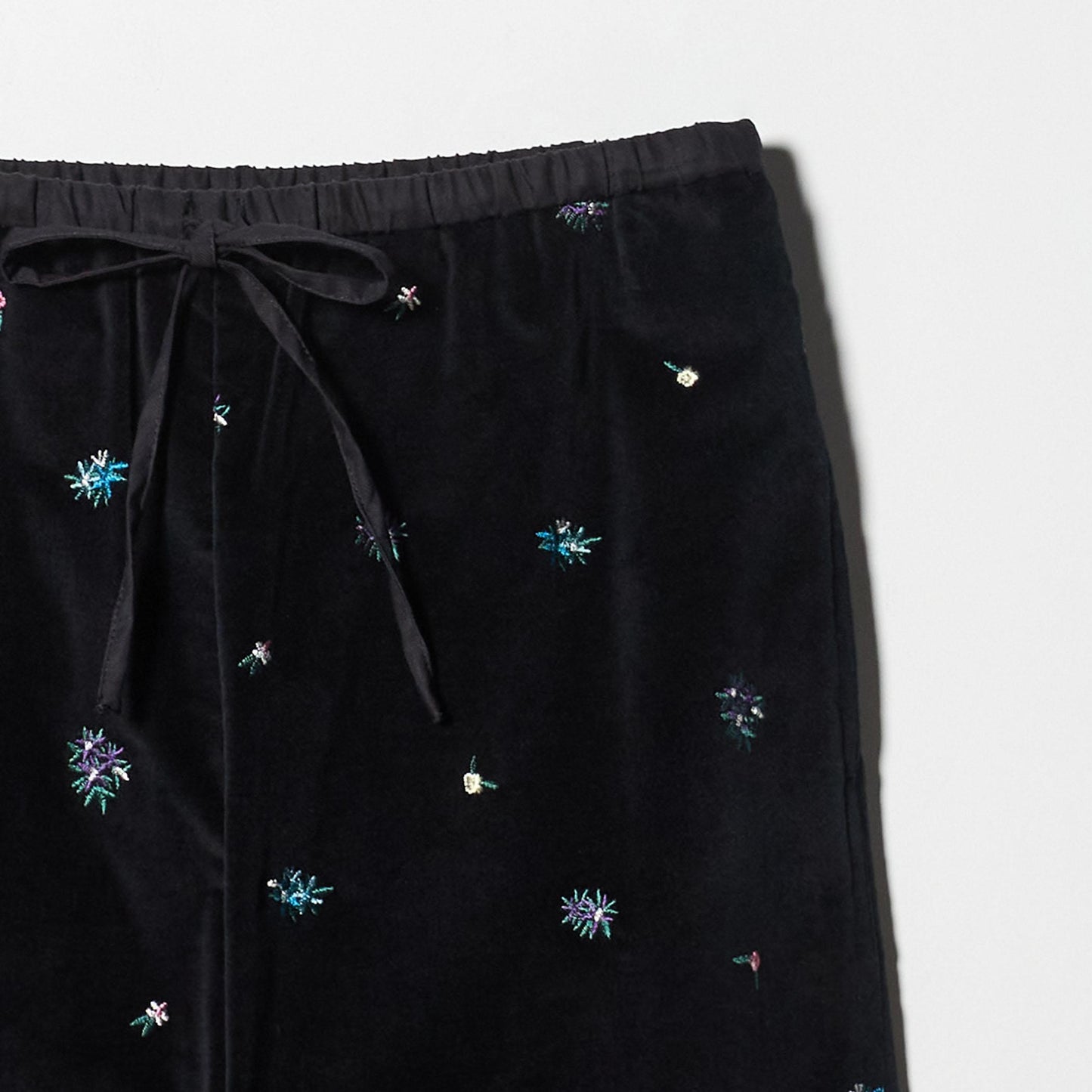 エンブロイダリー イージーパンツ