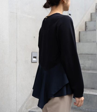 ドッキングイレヘムブラウス