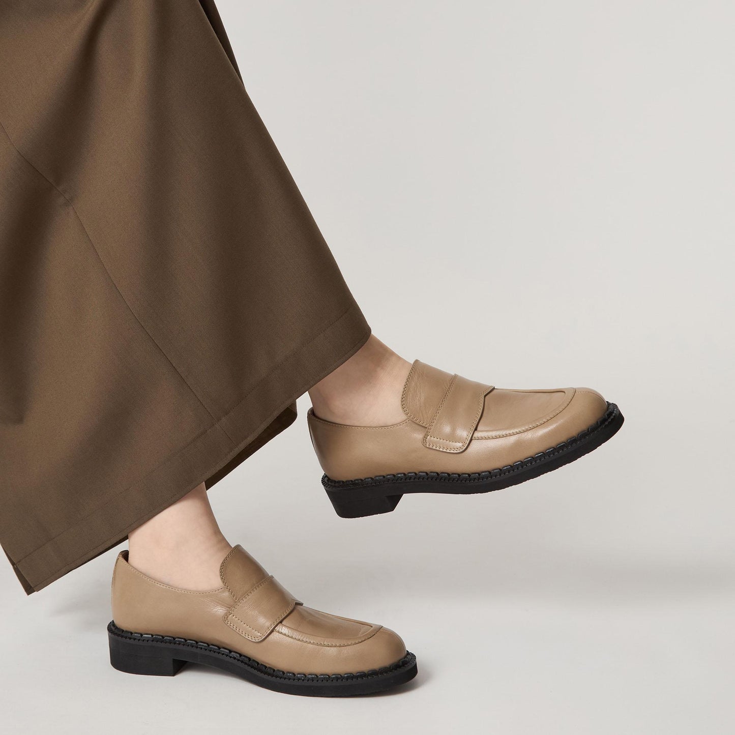 ネオローファー フラット30↑