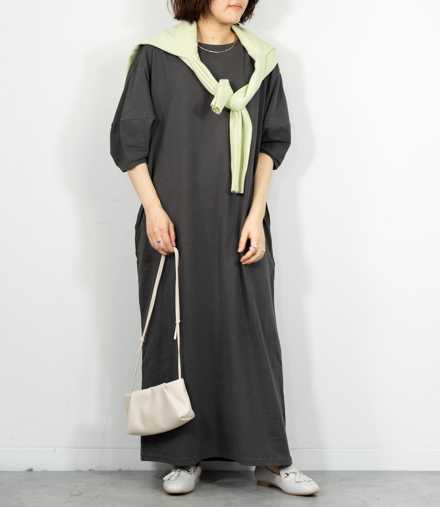 コクーンスリーブストレートワンピース