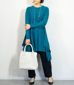 センターラインドレープチュニックニット