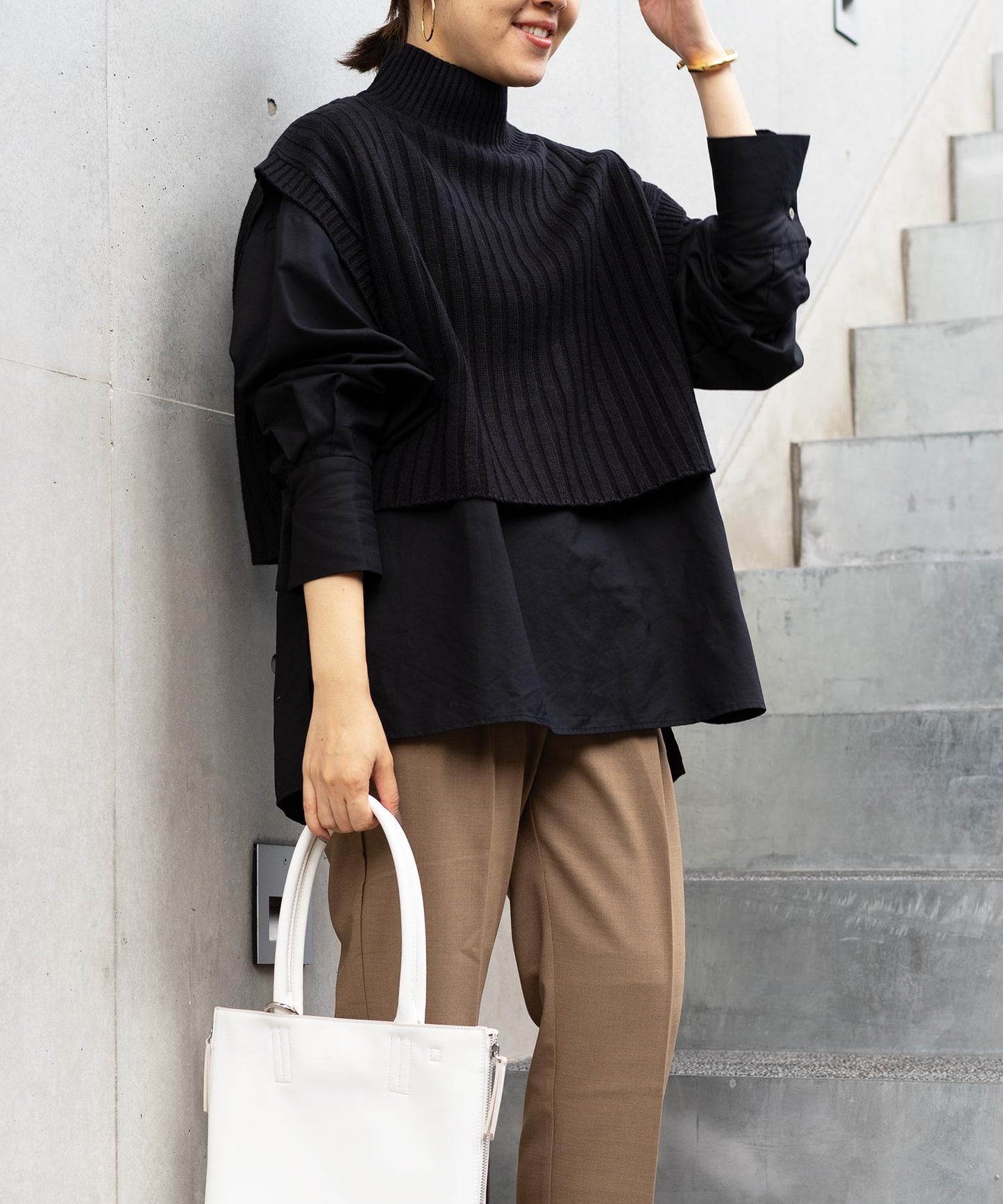 ワイドリブハイネックショートベスト