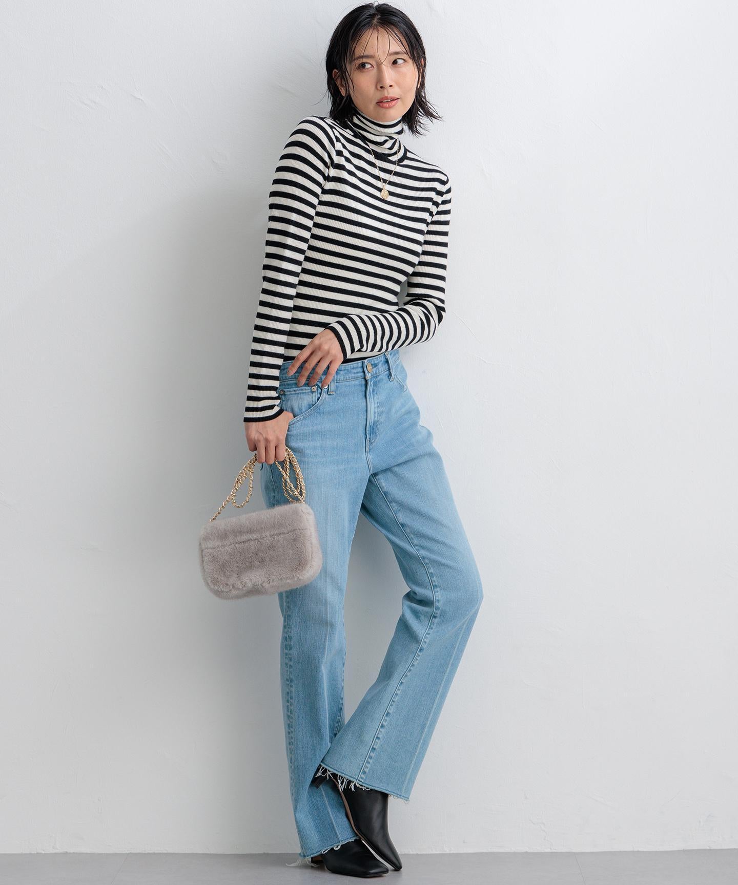 ウーステッドウール リブタートルネック ニット