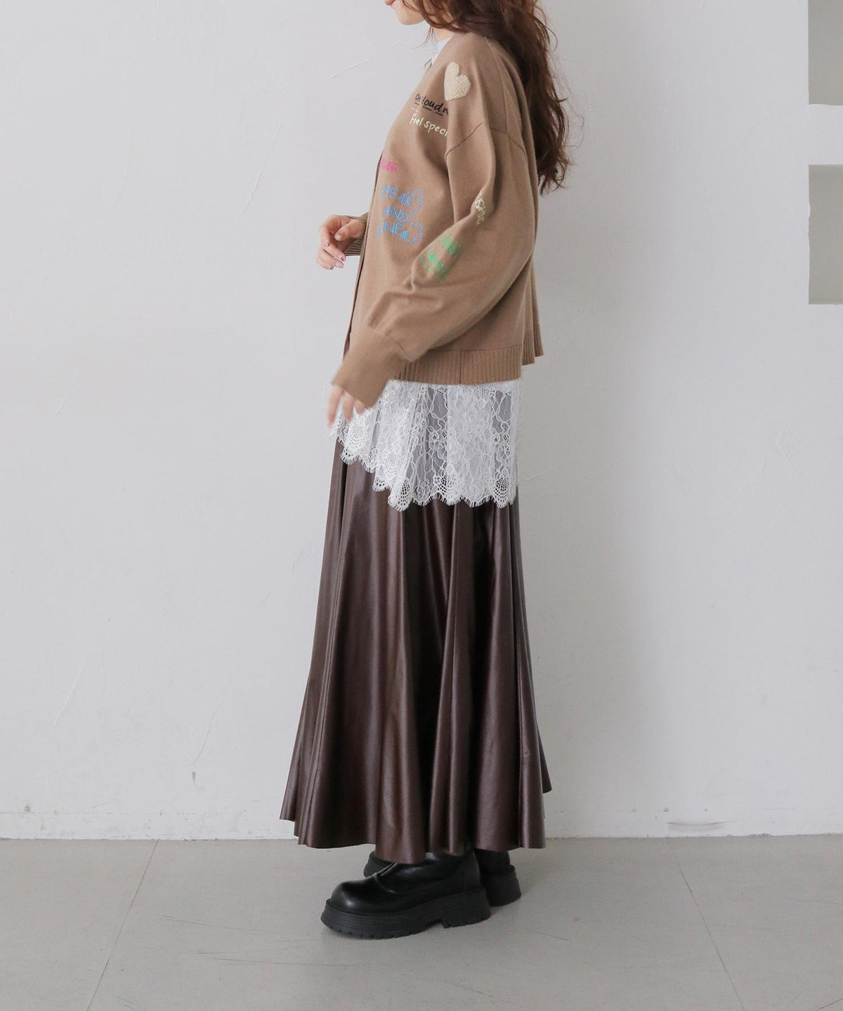 メッセージ刺繍カーディガン