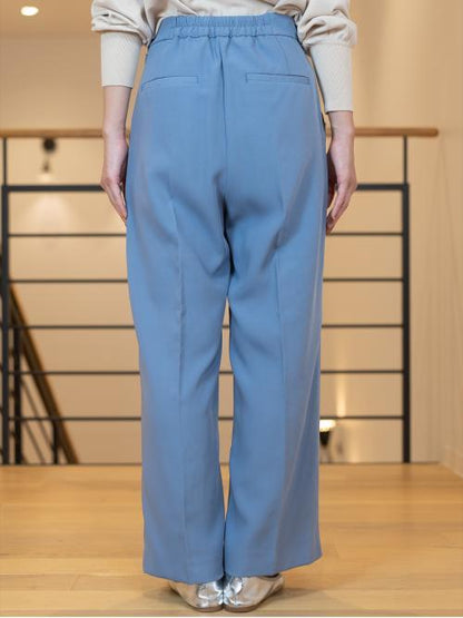 ストレートパンツ