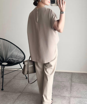 バックジップジョーゼットTブラウス