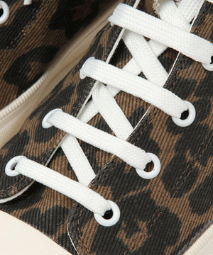 otonaﾊｲｶｯﾄｽﾆｰｶｰ