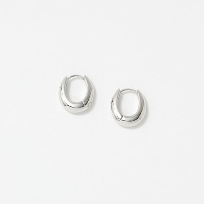 オーバル フープ ピアス