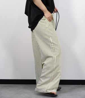 ストライプイージーパンツ