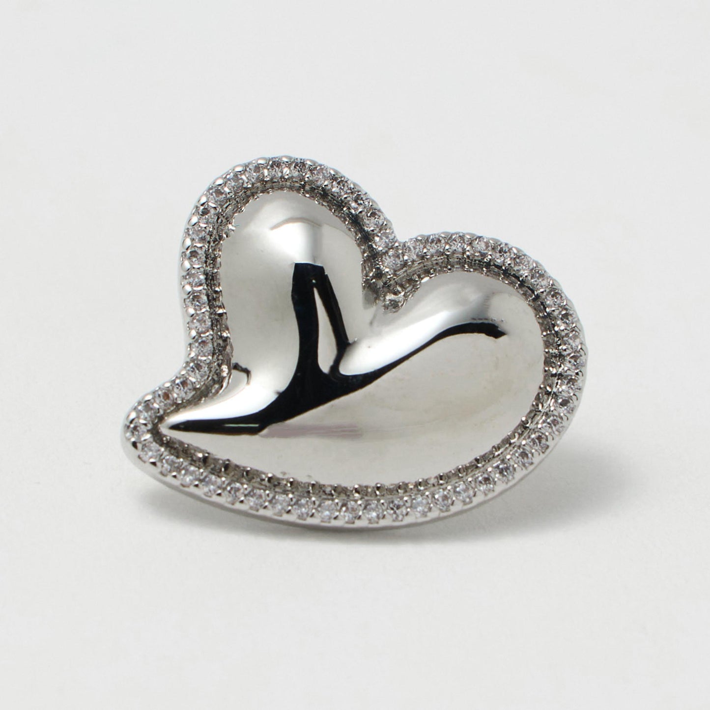 フローイング ハート ピアス