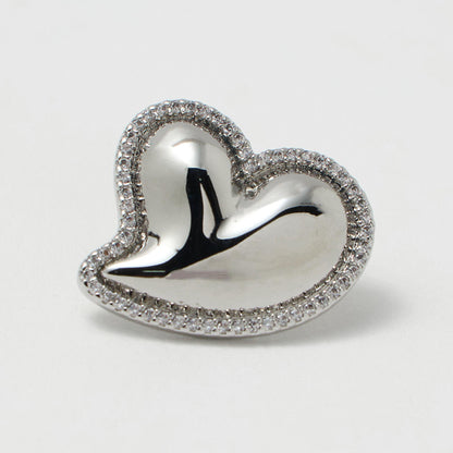 フローイング ハート ピアス