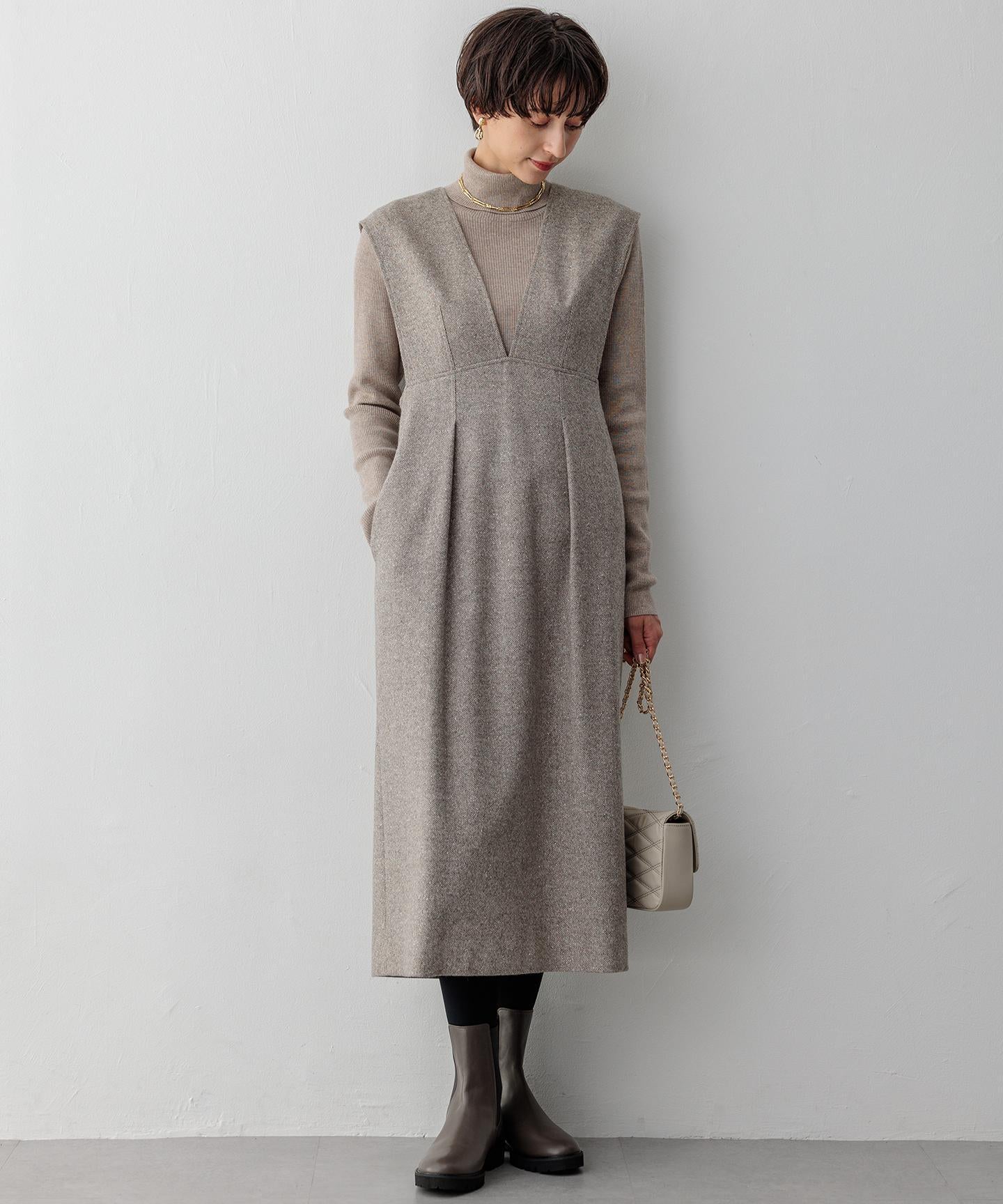 ウーステッドウール リブタートルネック ニット