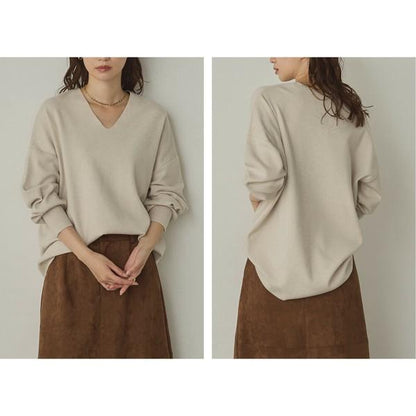 やわもちVネックニット