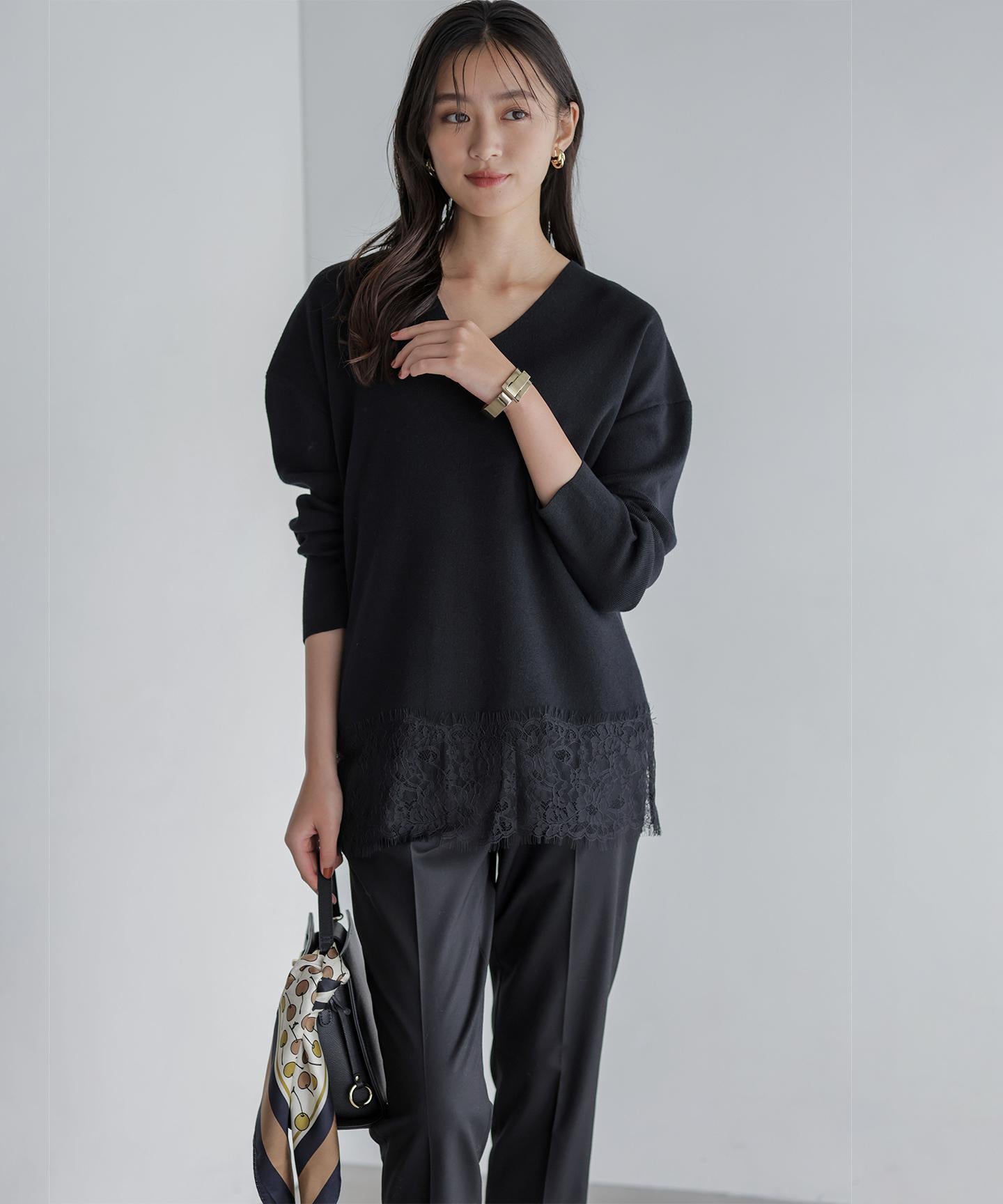 レースモチーフニットプルオーバー