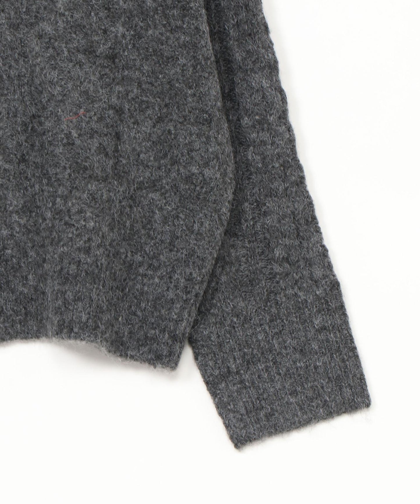 ケーブルニット