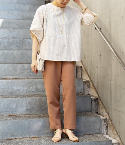 美シルエットテーパードパンツ