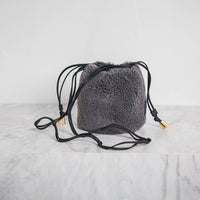 グレー系・チャコールグレー