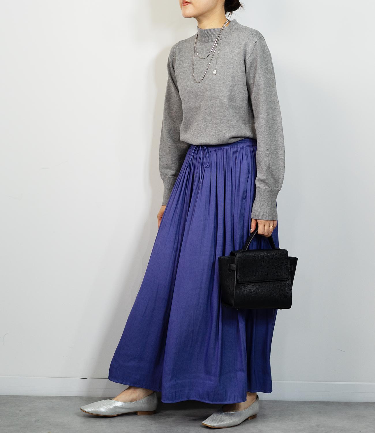 コンパクトハイネックニット