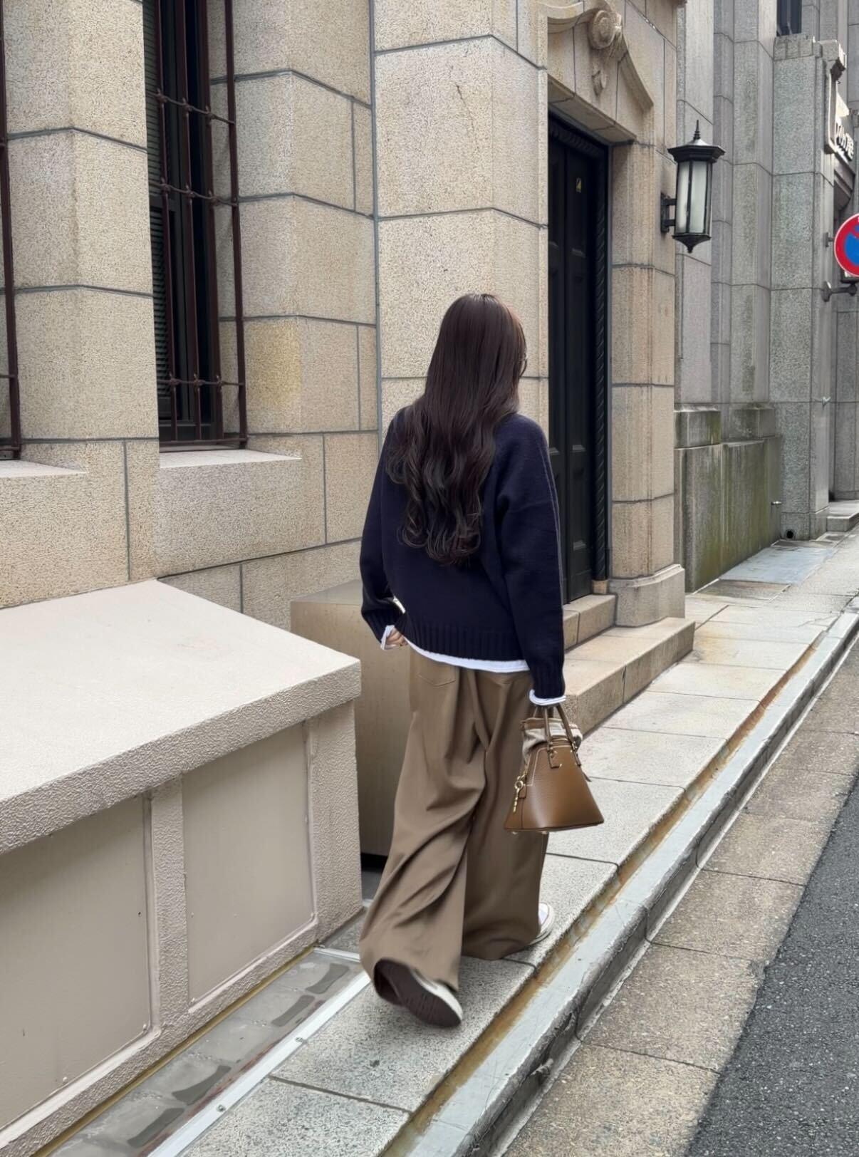 ダブルタックルーズワイドパンツ