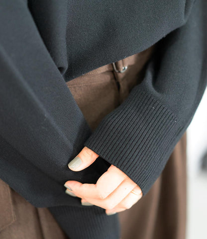 ボートネックコットンニット