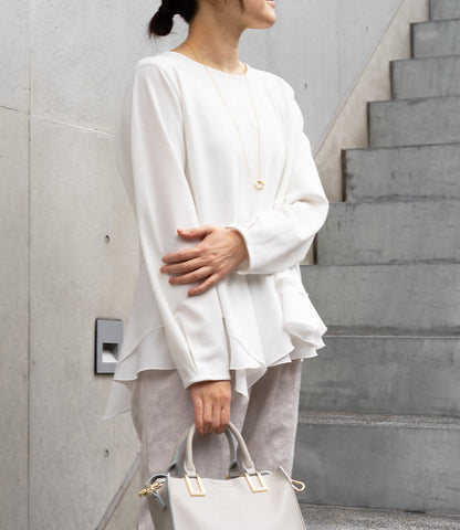 ドッキングイレヘムブラウス