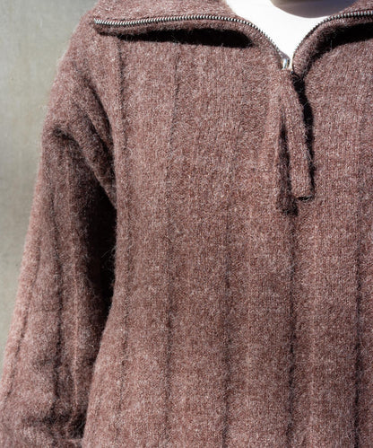 ハーフジップニット